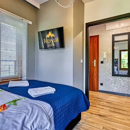 Royal Aparts Park Vip Z Basenami, Saunami, Jacuzzi I Silownia 스클라르스카포렘바
