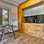 Royal Aparts Park Vip Z Basenami, Saunami, Jacuzzi I Siłownią Apartament *