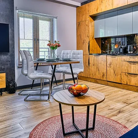 Royal Aparts Park Vip Z Basenami, Saunami, Jacuzzi I Silownia アパート