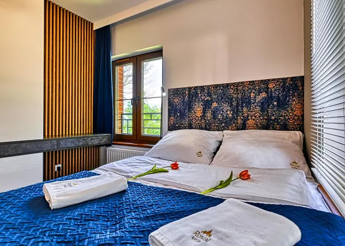 公寓 Royal Aparts Park Vip Z Basenami, Saunami, Jacuzzi I Silownia 斯克拉斯卡波伦巴