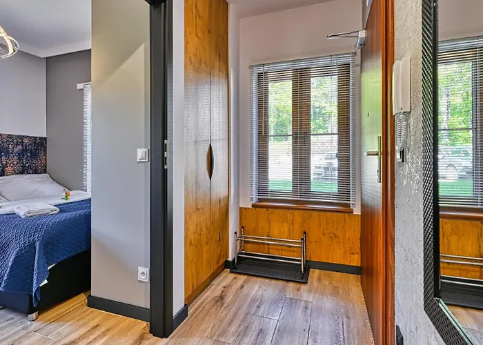 公寓 Royal Aparts Park Vip Z Basenami, Saunami, Jacuzzi I Silownia 斯克拉斯卡波伦巴