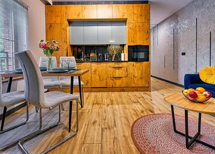 Royal Aparts Park Vip Z Basenami, Saunami, Jacuzzi I Silownia 公寓 *