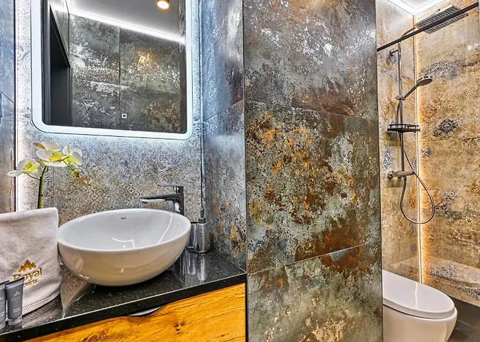 Royal Aparts Park Vip Z Basenami, Saunami, Jacuzzi I Silownia 公寓 *